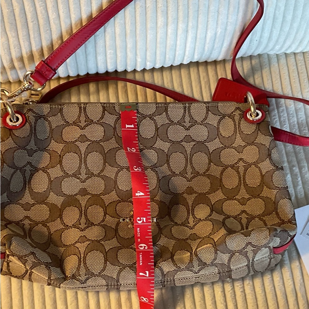 Authentic COACH Signature Crossbody Bag New tag Khaki/Red - Picture 13 of 14